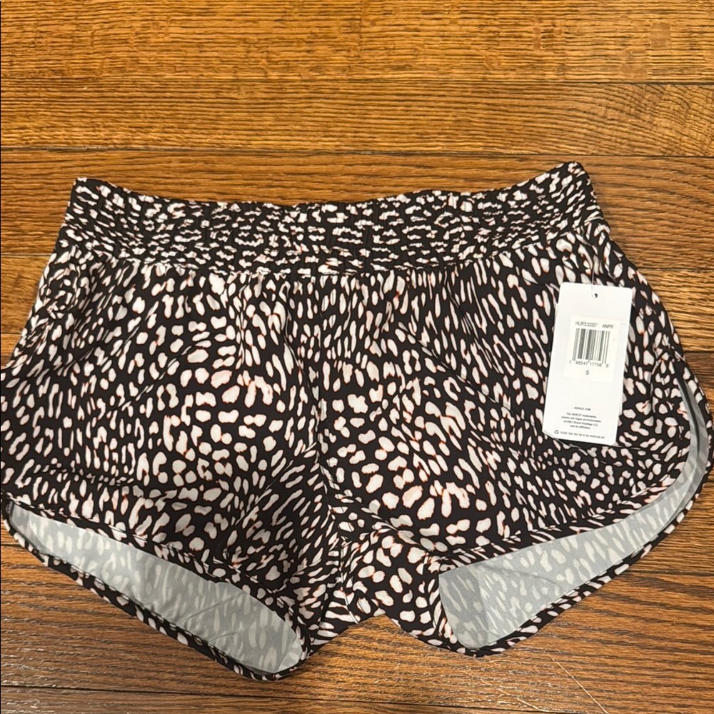 Hurley Brown and Tan Athletic Shorts with Relaxed Fit